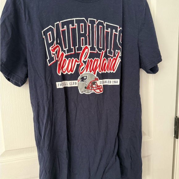 NFL Blue Short Sleeve Patriots Tee - Picture 1 of 6